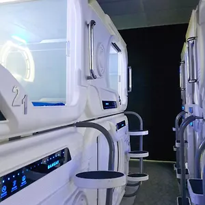 https://bangau-capsule-hotel-downtown-klia.kualalumpurs-hotels.com